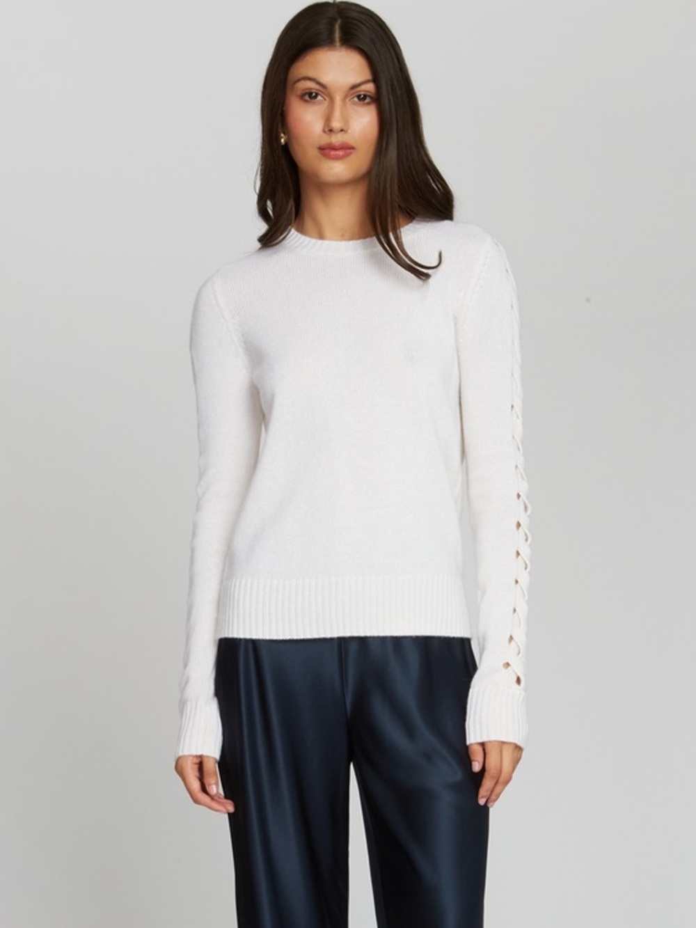 Autumn Cashmere Open Cable Sleeve Sweater in Cream size XS